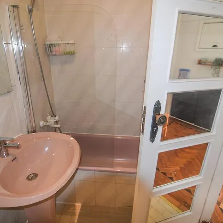 Guest house Maria Shared In Lisbon
