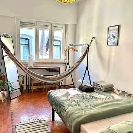 Maria Shared In Guest house Lisbon