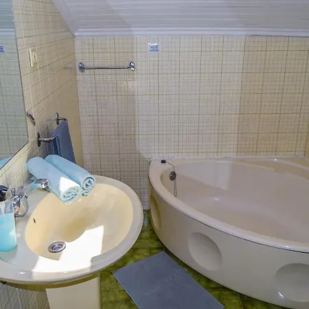 Maison d'hôtes Maria Shared In Lisboa